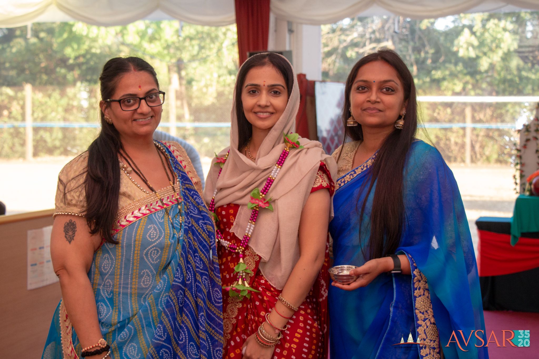 ©1987-2017 SKS Swaminarayan Temple East London