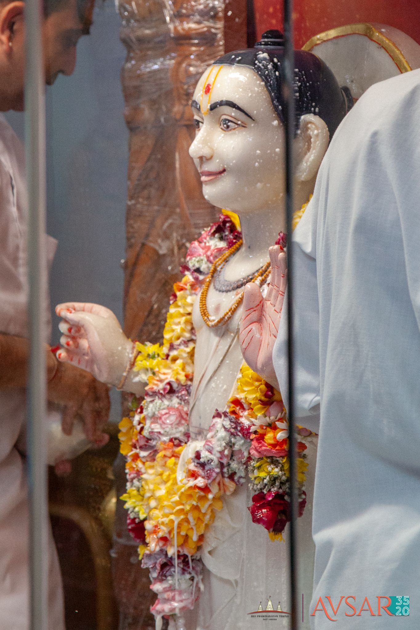 IMG 1318 - ©1987-2017 SKS Swaminarayan Temple East London