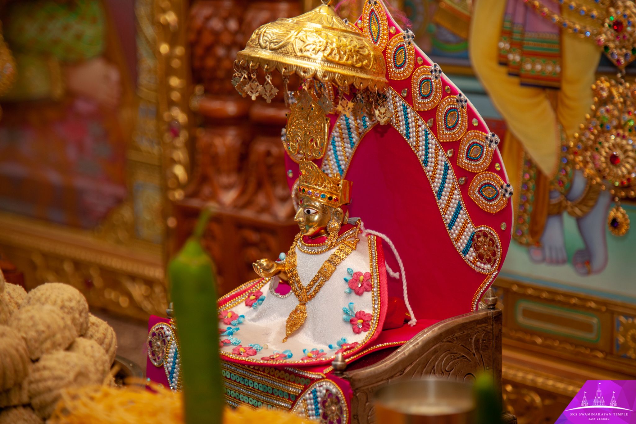 ©1987-2017 SKS Swaminarayan Temple East London