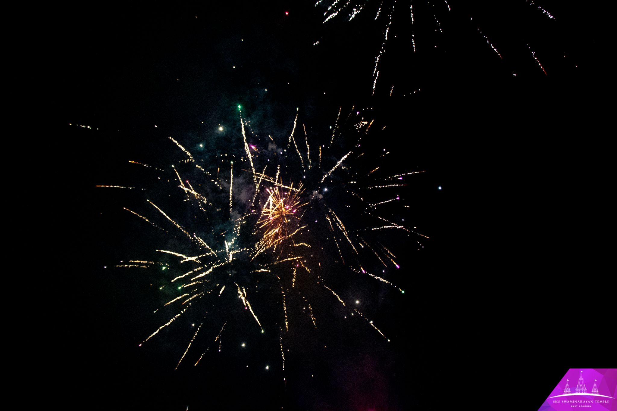 ©1987-2017 SKS Swaminarayan Temple East London