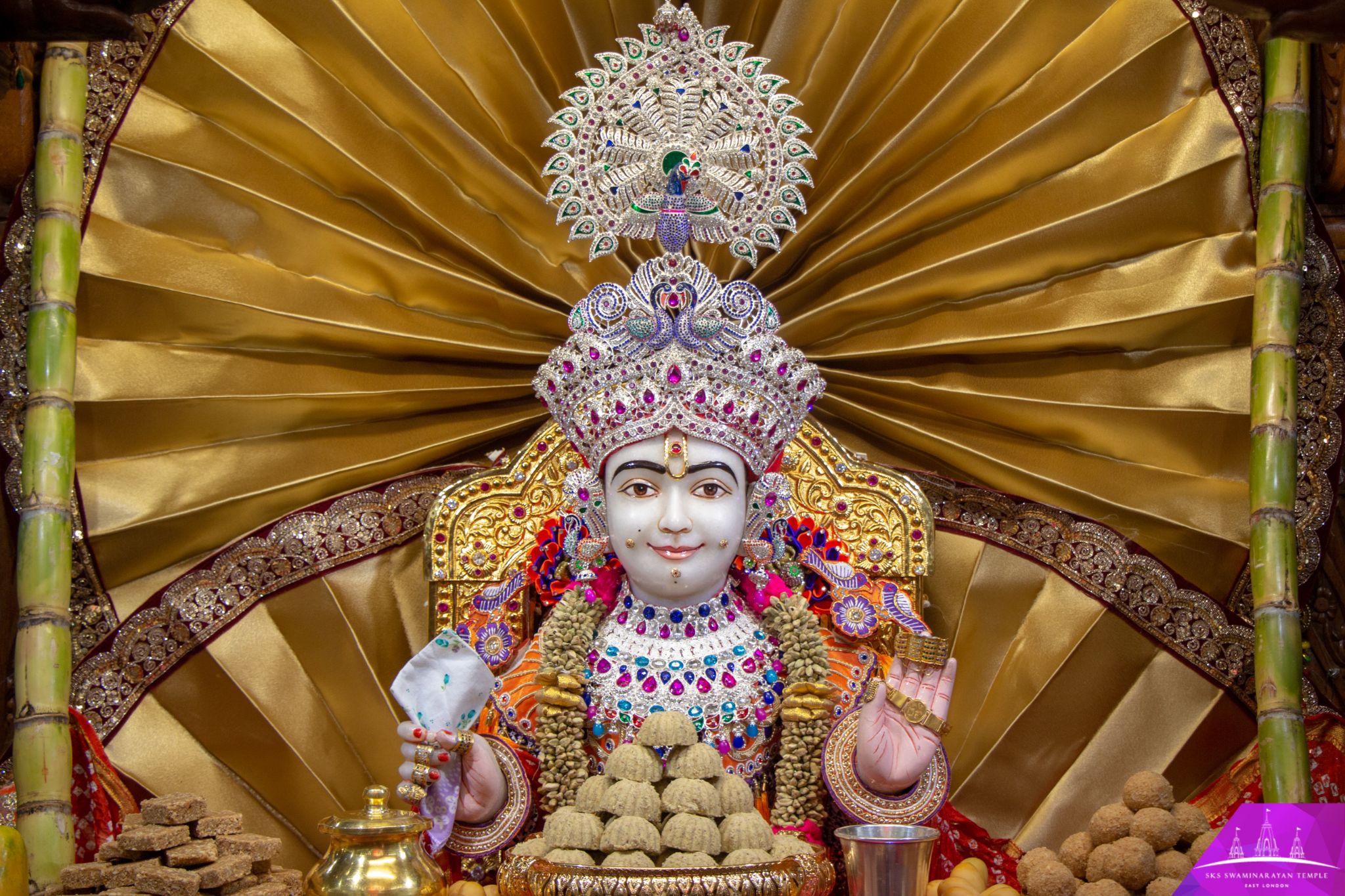 ©1987-2017 SKS Swaminarayan Temple East London