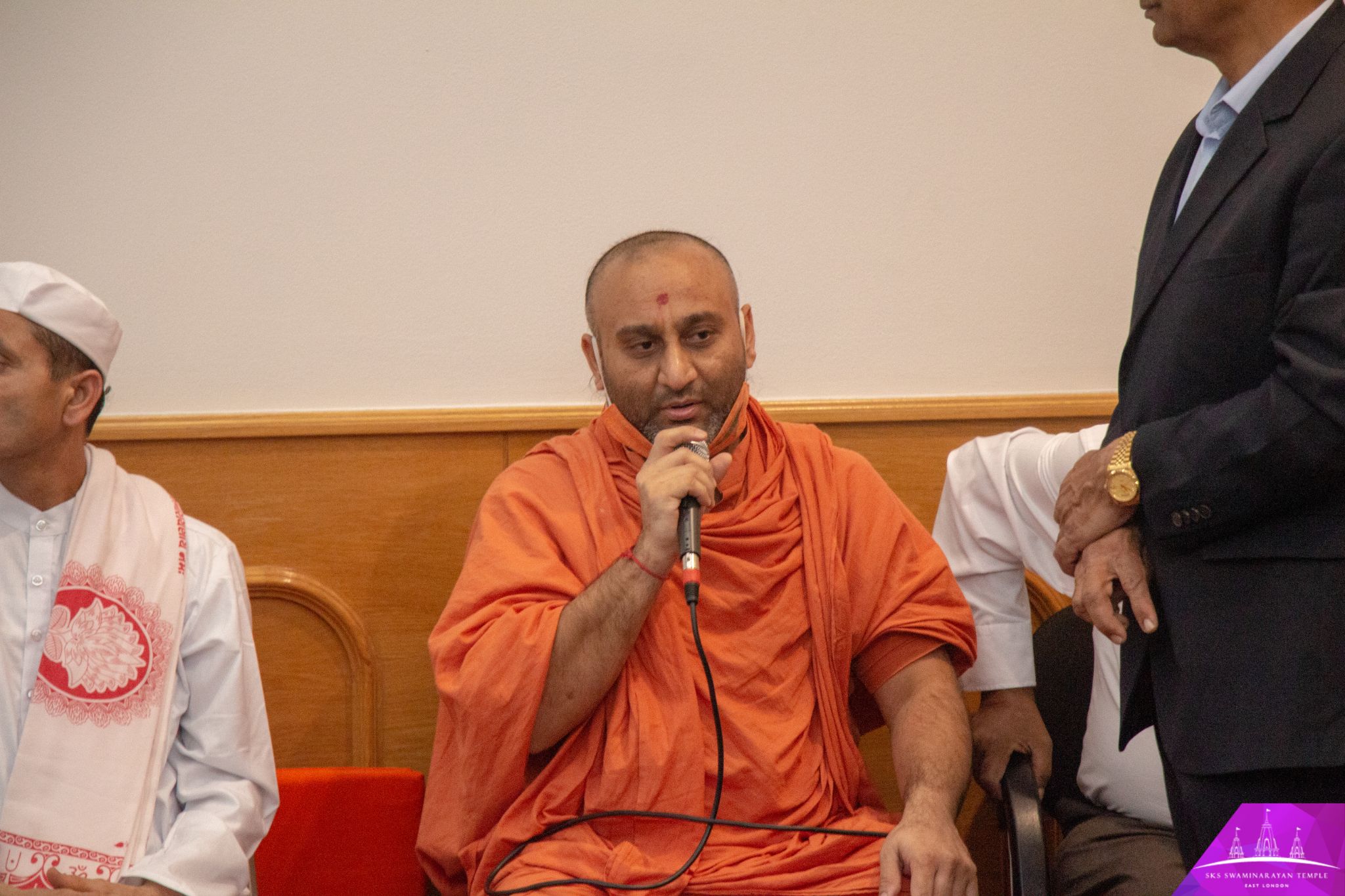 ©1987-2017 SKS Swaminarayan Temple East London
