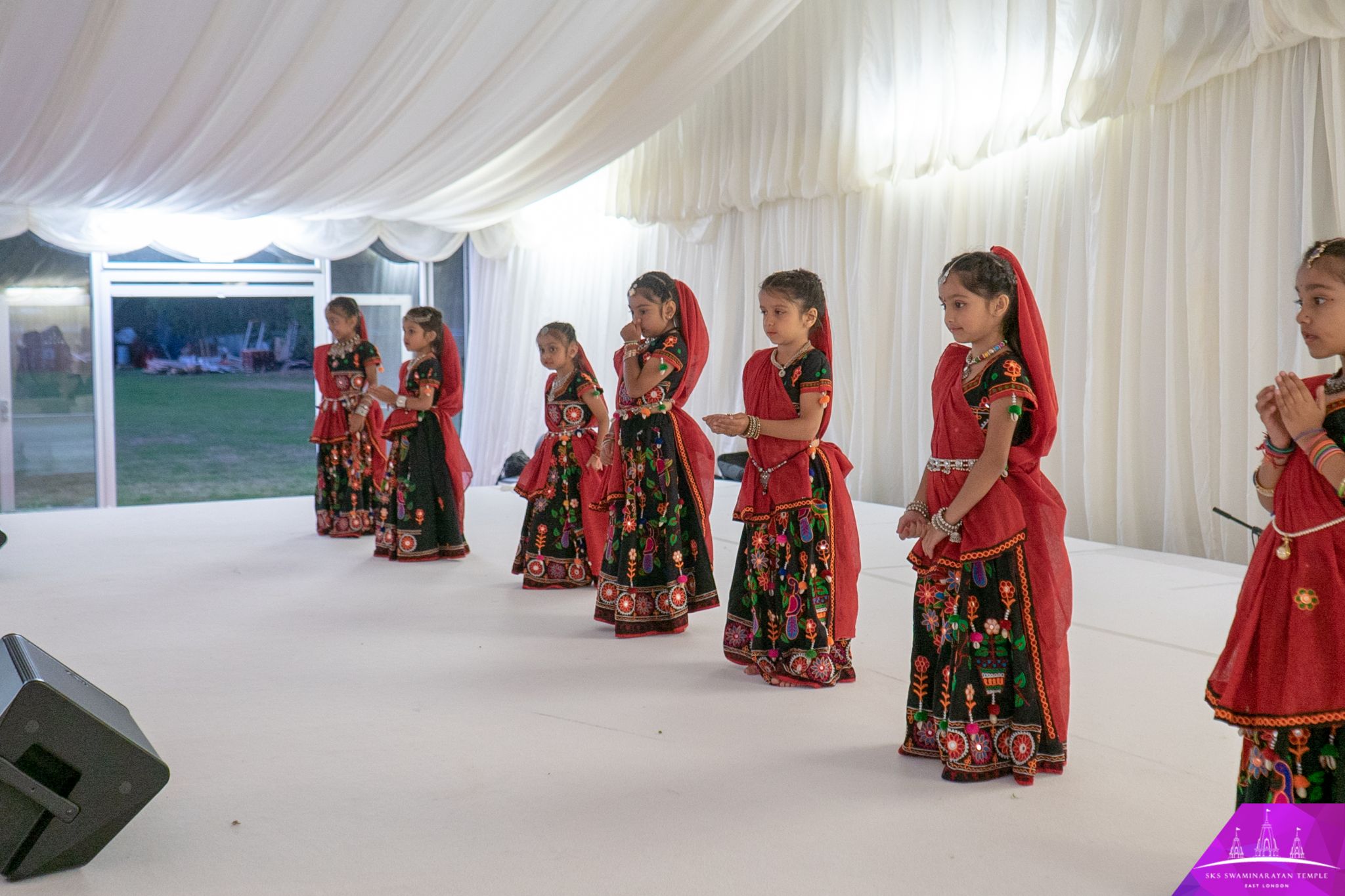©1987-2017 SKS Swaminarayan Temple East London