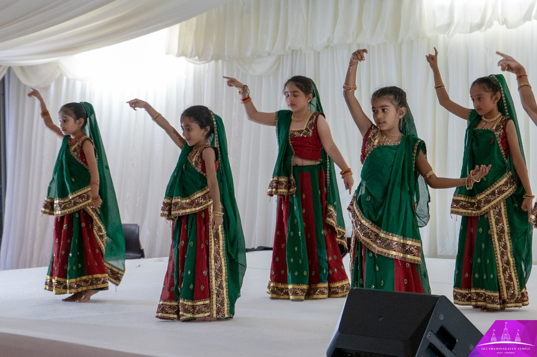 ©1987-2017 SKS Swaminarayan Temple East London