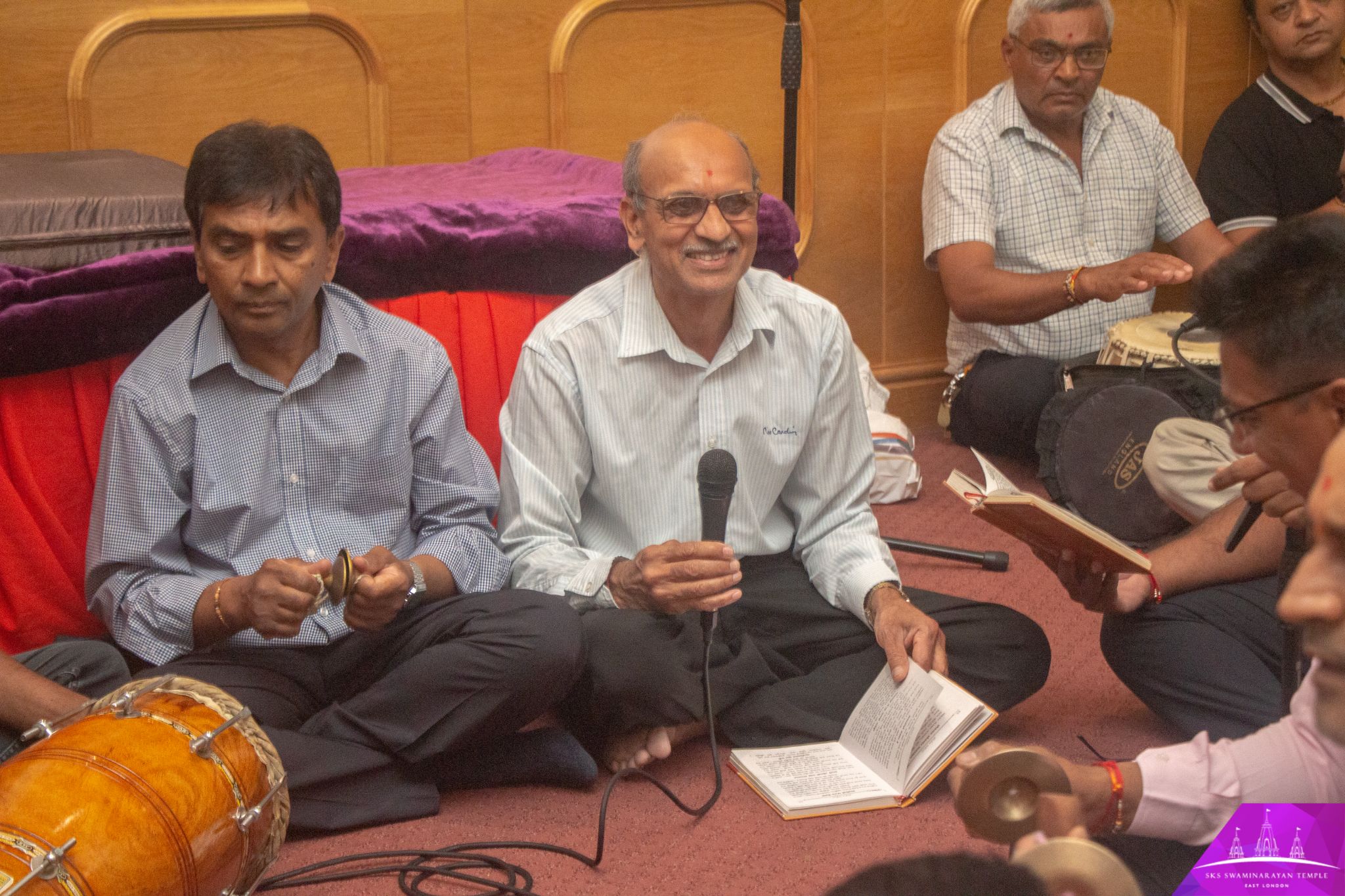 IMG 1048 - ©1987-2017 SKS Swaminarayan Temple East London