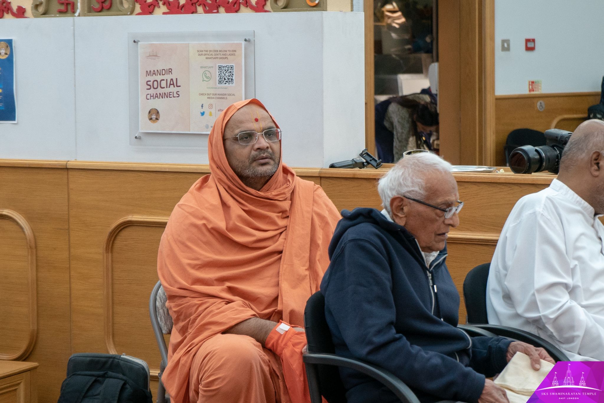 ©1987-2017 SKS Swaminarayan Temple East London