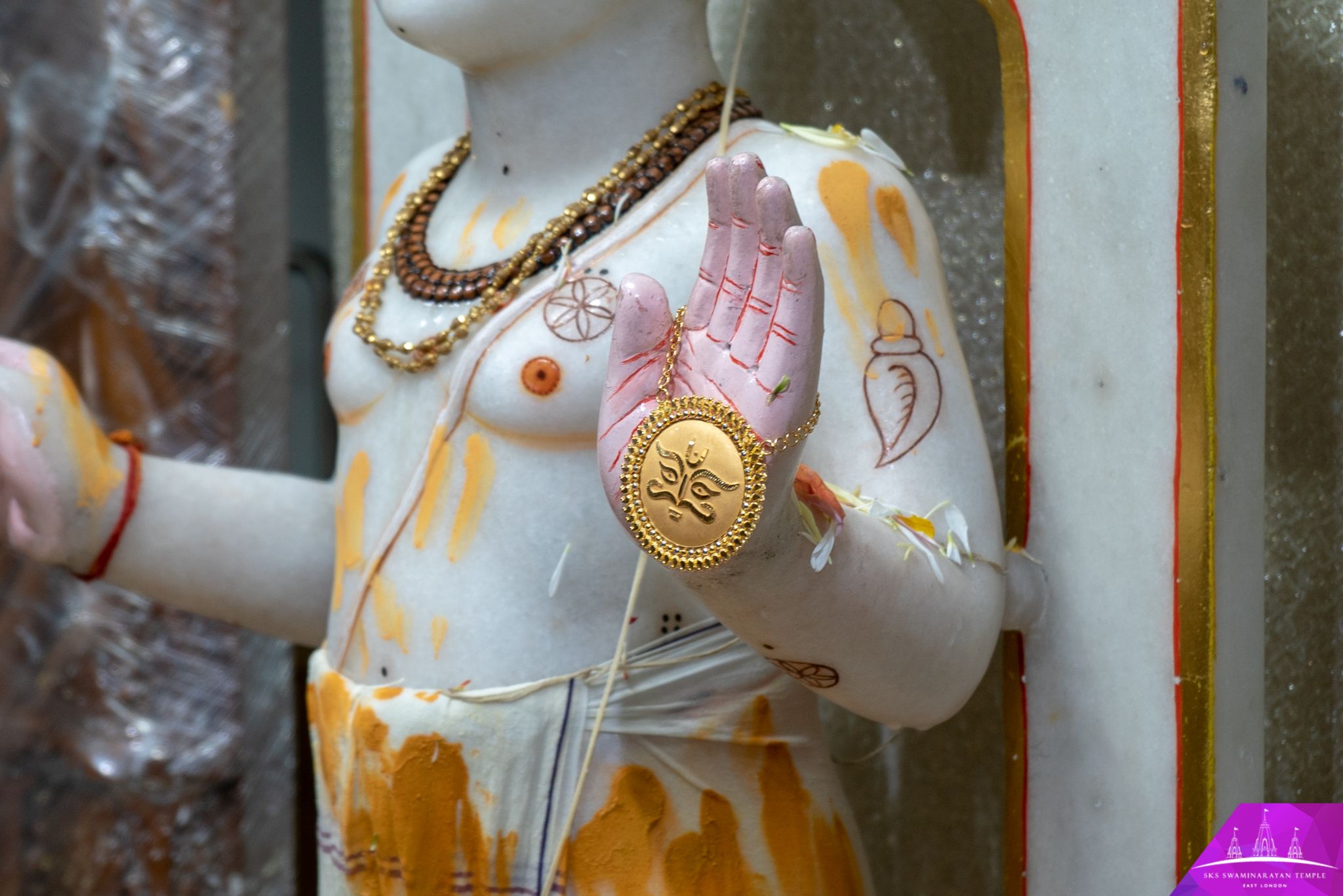 ©1987-2017 SKS Swaminarayan Temple East London