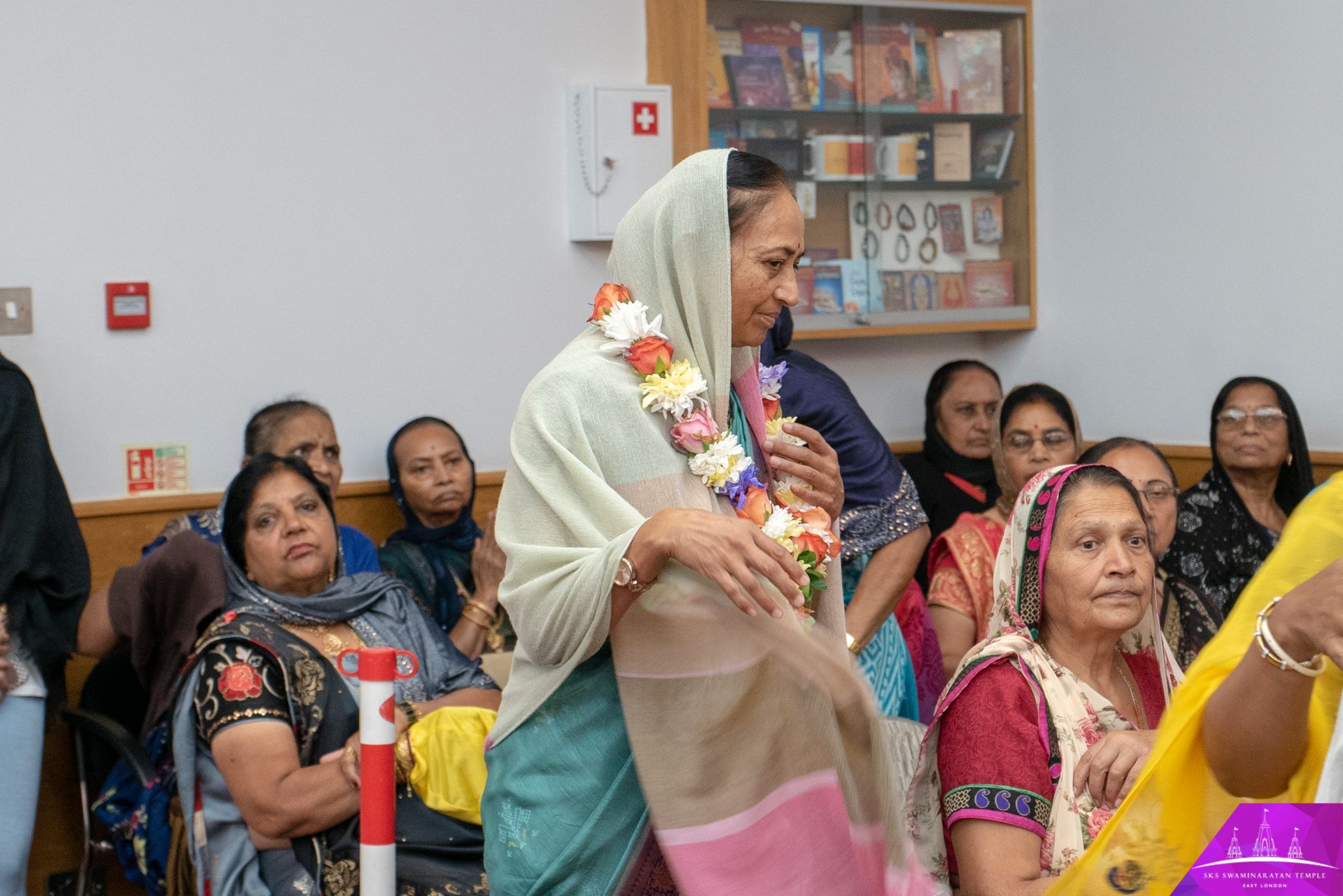 ©1987-2017 SKS Swaminarayan Temple East London
