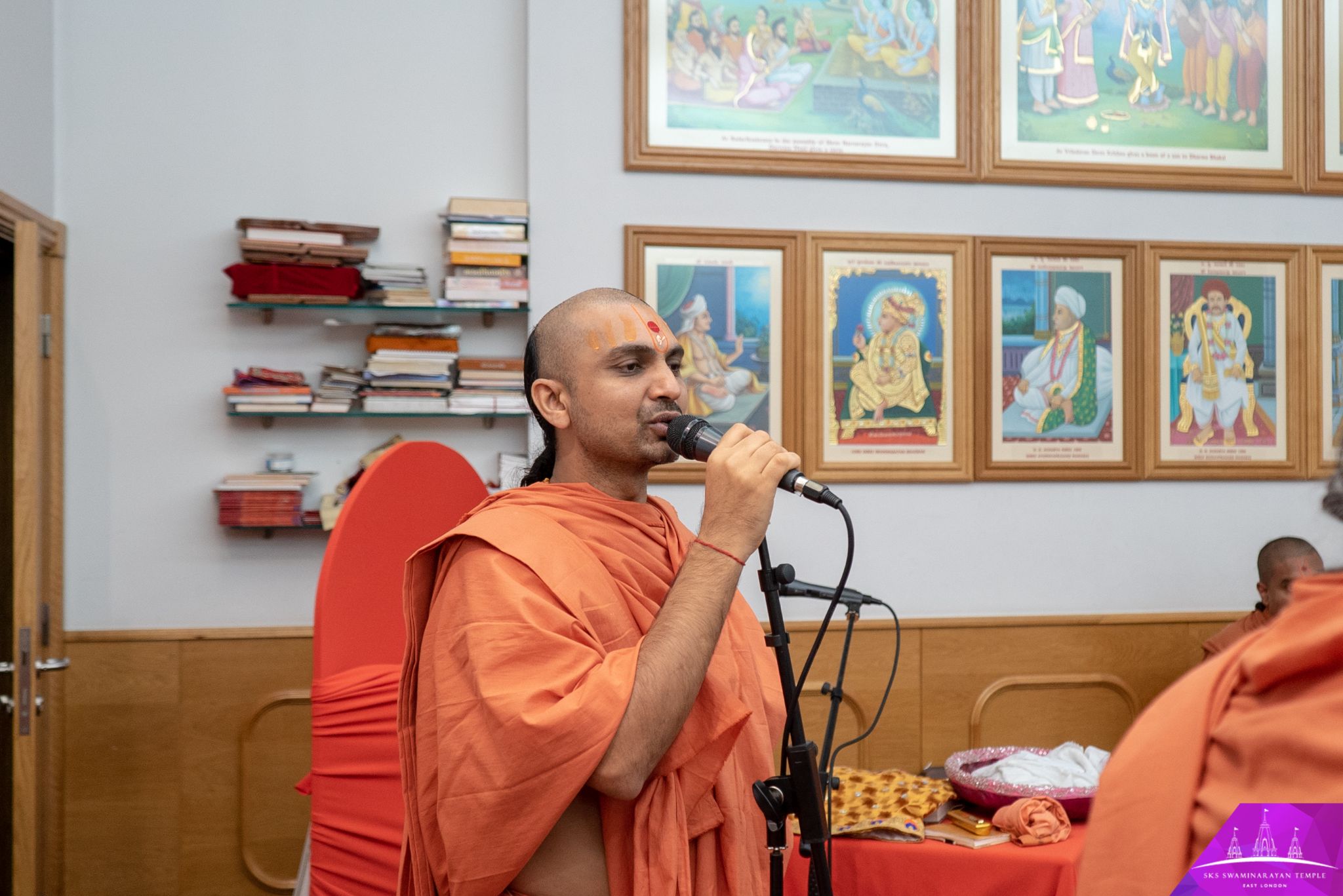 ©1987-2017 SKS Swaminarayan Temple East London