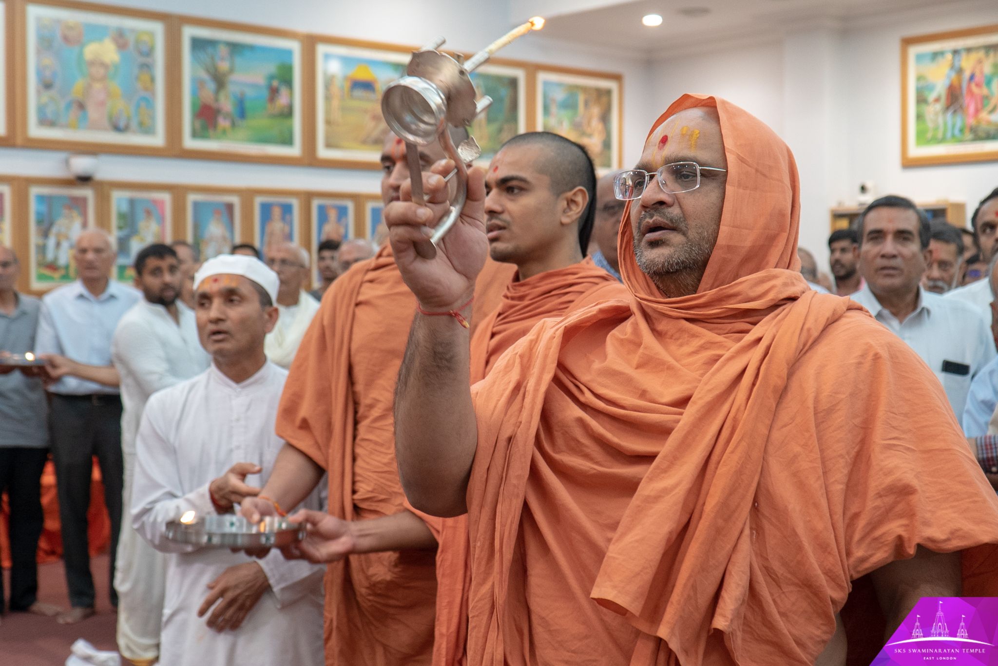 ©1987-2017 SKS Swaminarayan Temple East London