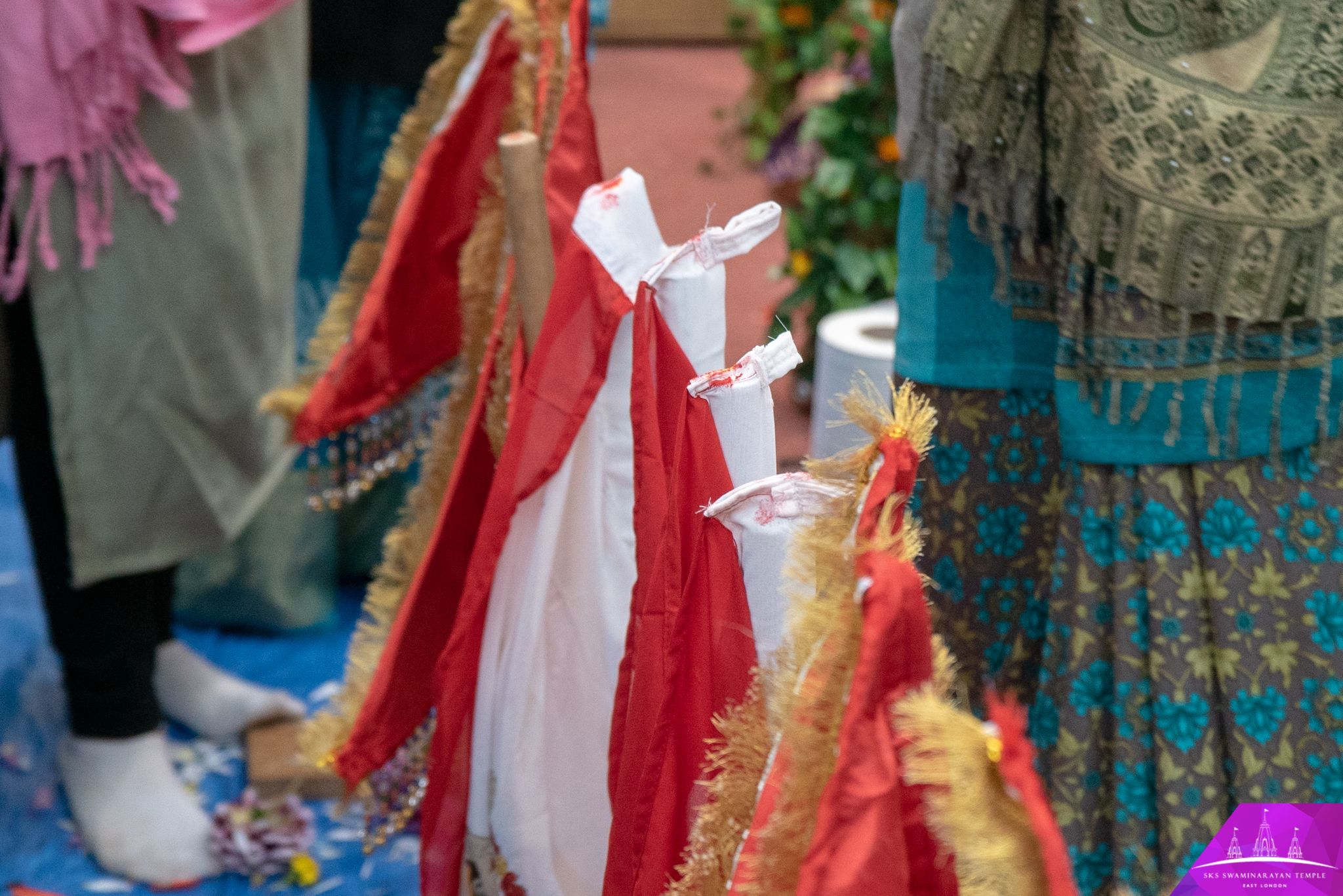 ©1987-2017 SKS Swaminarayan Temple East London