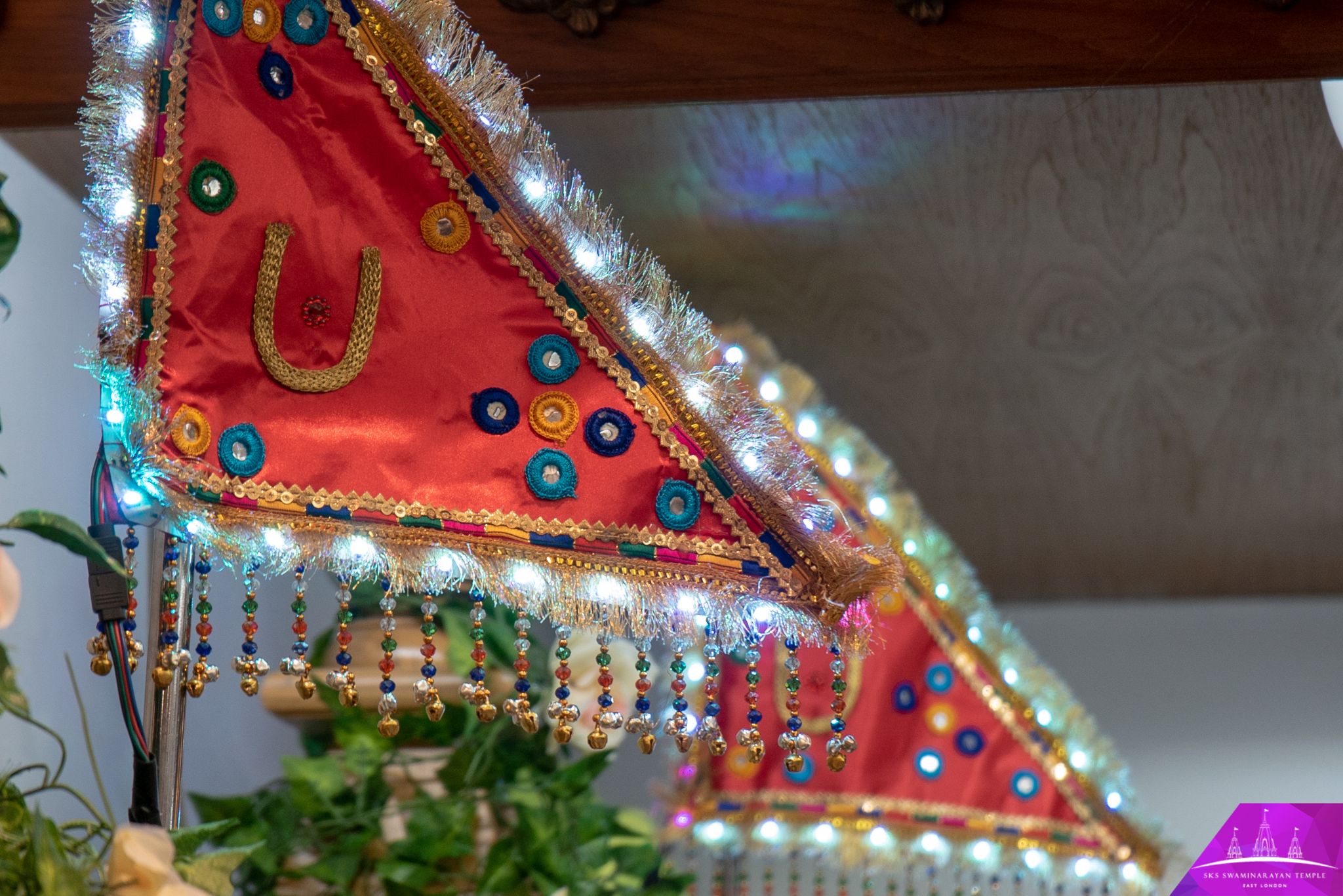 ©1987-2017 SKS Swaminarayan Temple East London