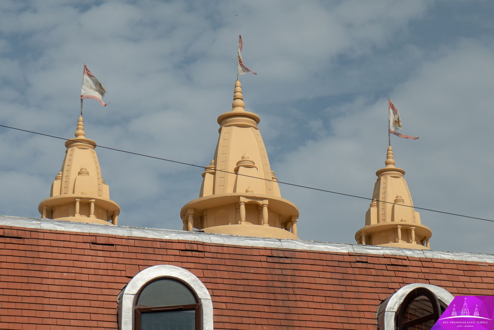 ©1987-2017 SKS Swaminarayan Temple East London