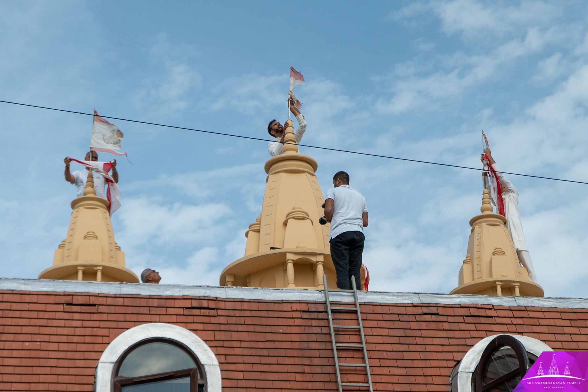 ©1987-2017 SKS Swaminarayan Temple East London