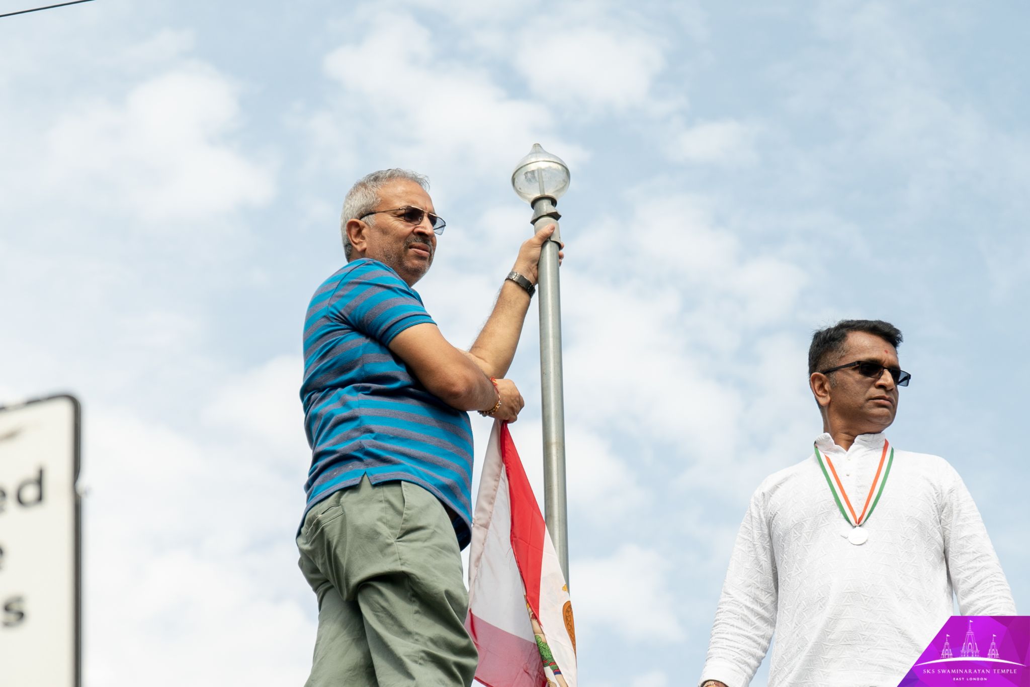 ©1987-2017 SKS Swaminarayan Temple East London