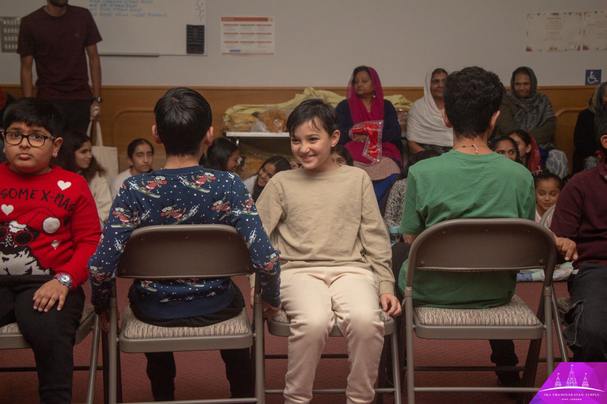 ©1987-2017 SKS Swaminarayan Temple East London
