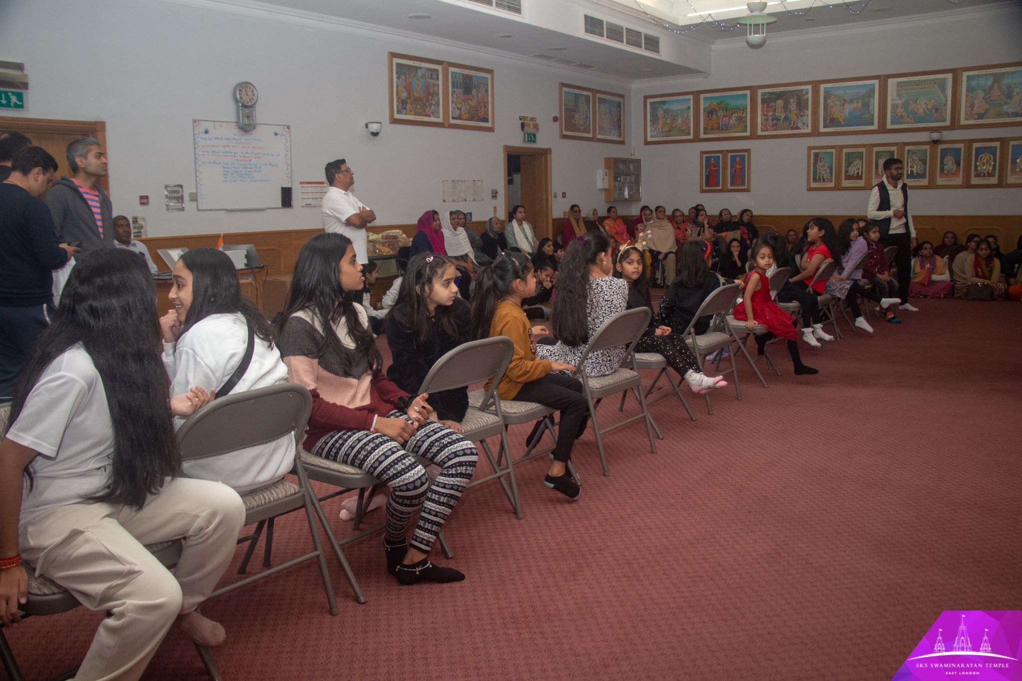 ©1987-2017 SKS Swaminarayan Temple East London