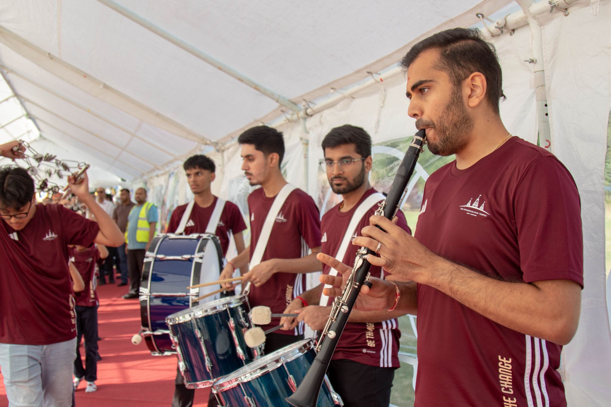 ©1987-2017 SKS Swaminarayan Temple East London
