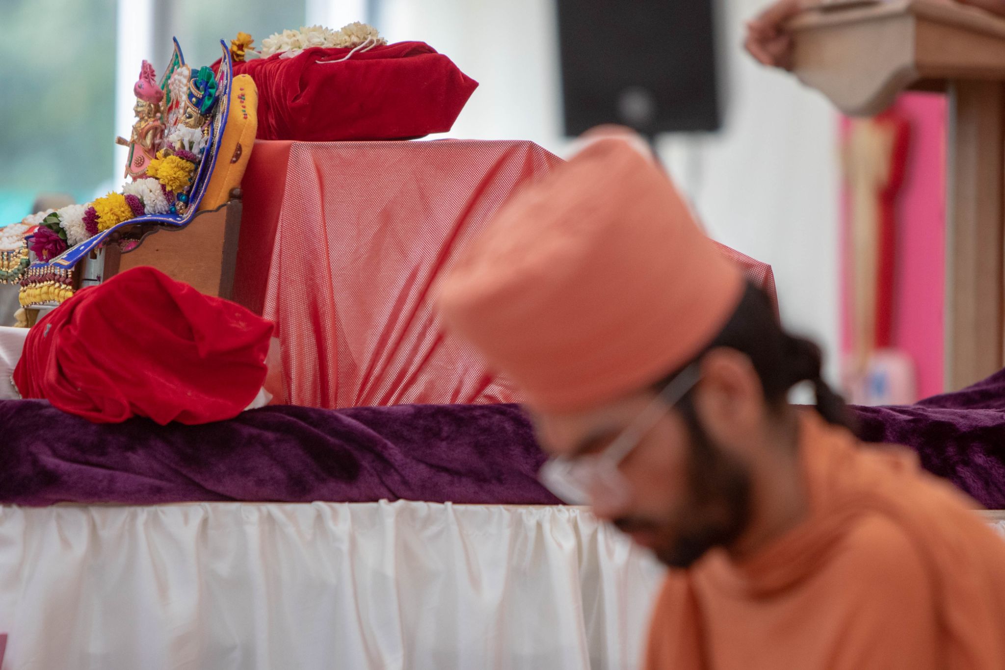 ©1987-2017 SKS Swaminarayan Temple East London