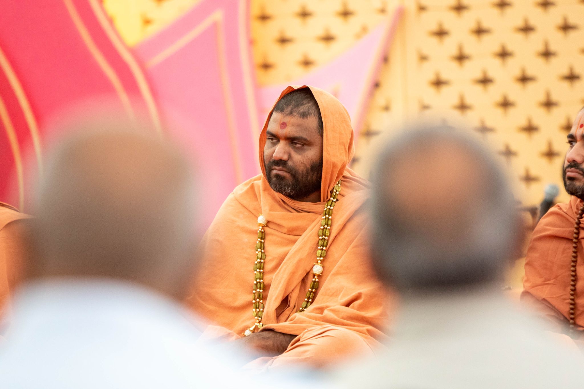 ©1987-2017 SKS Swaminarayan Temple East London