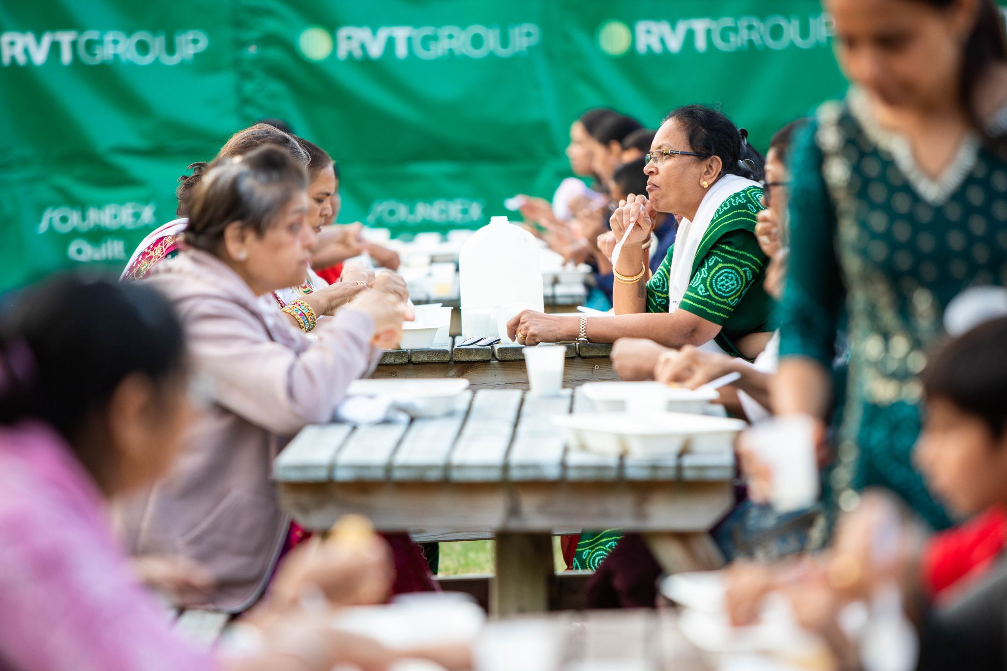 ©1987-2017 SKS Swaminarayan Temple East London