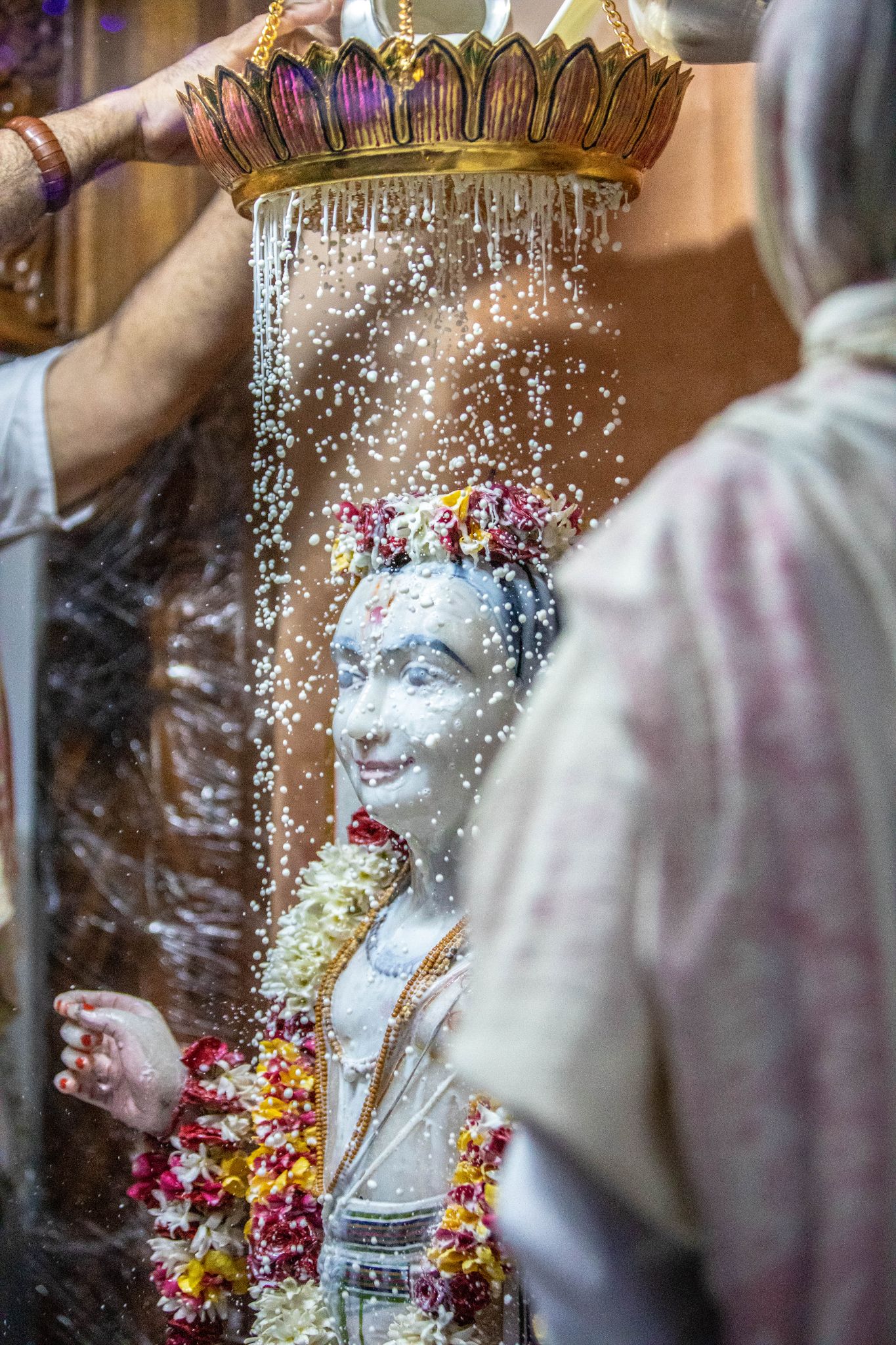 ©1987-2017 SKS Swaminarayan Temple East London