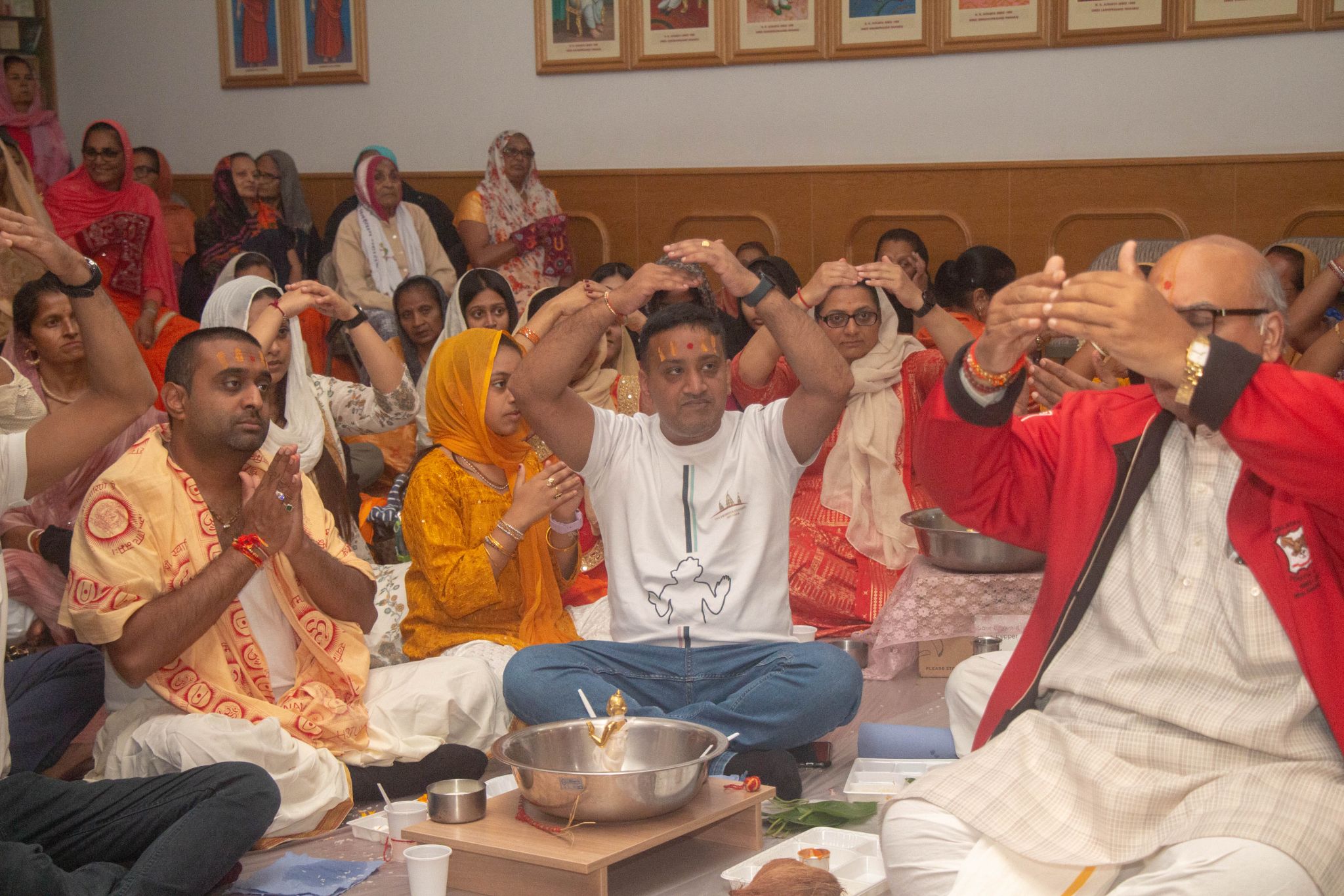 ©1987-2017 SKS Swaminarayan Temple East London