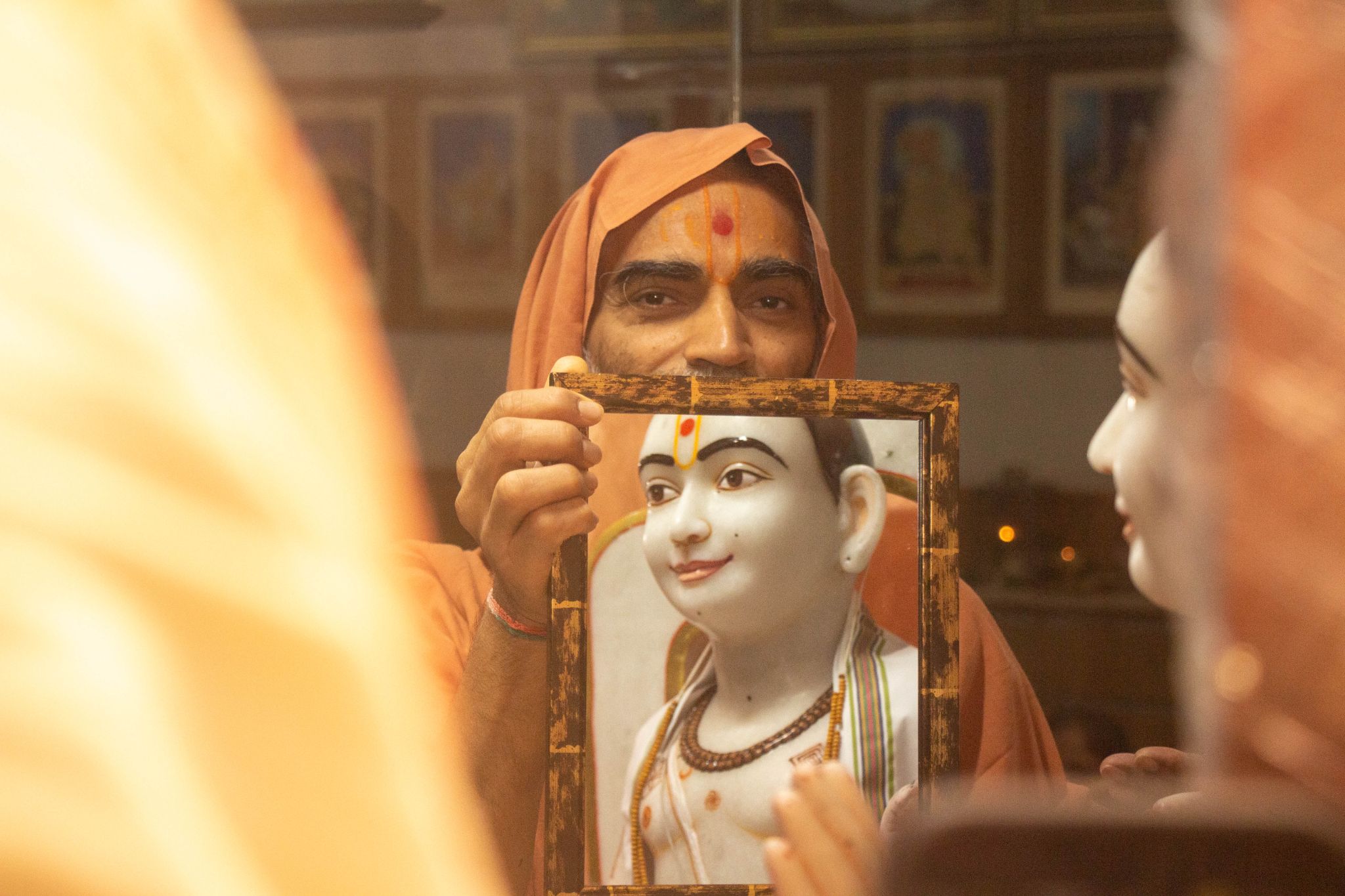 ©1987-2017 SKS Swaminarayan Temple East London