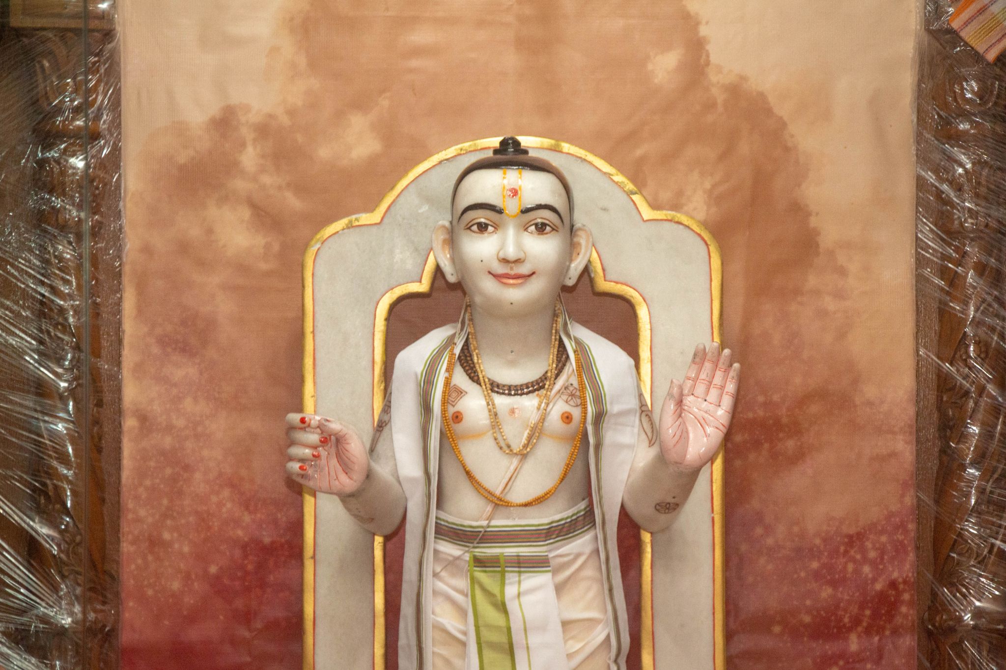 ©1987-2017 SKS Swaminarayan Temple East London