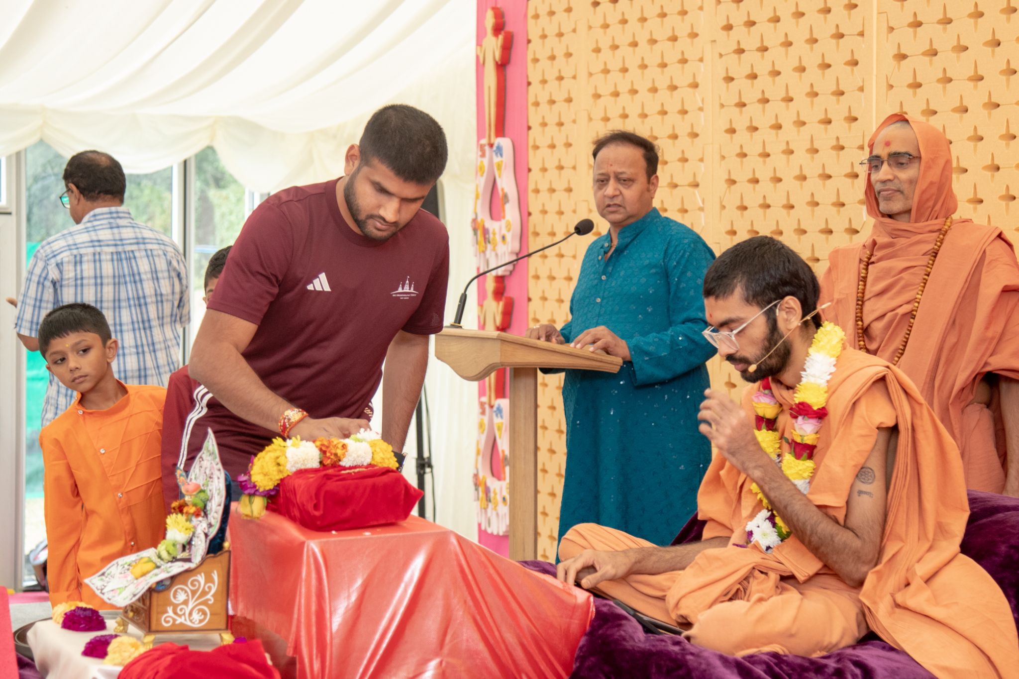 0W2A0475 - ©1987-2017 SKS Swaminarayan Temple East London