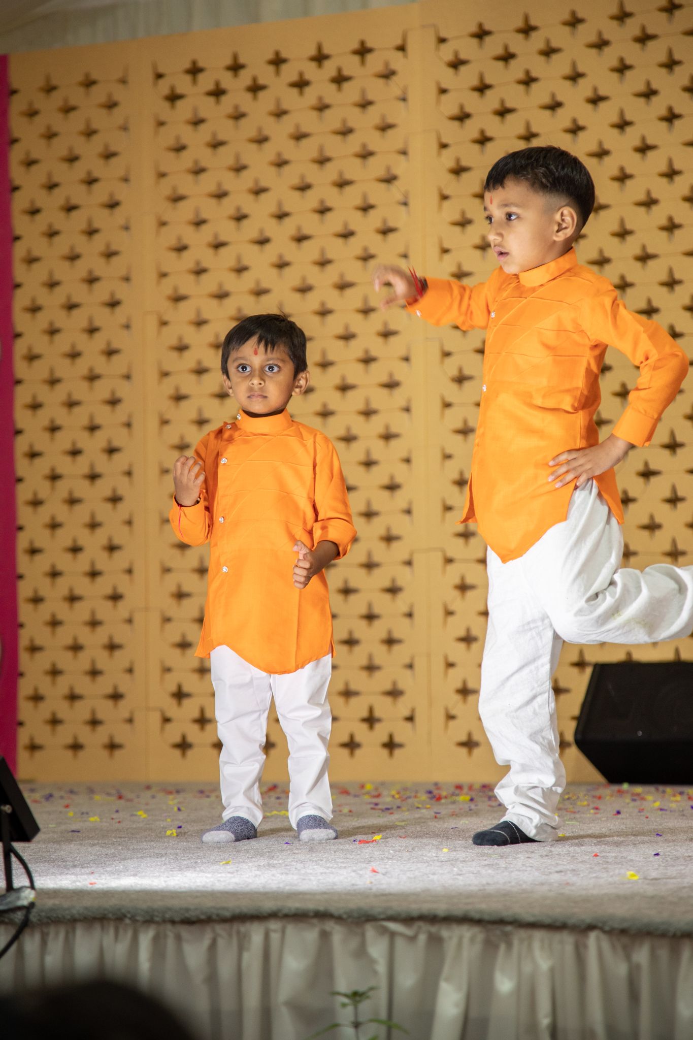 0W2A0922 - ©1987-2017 SKS Swaminarayan Temple East London