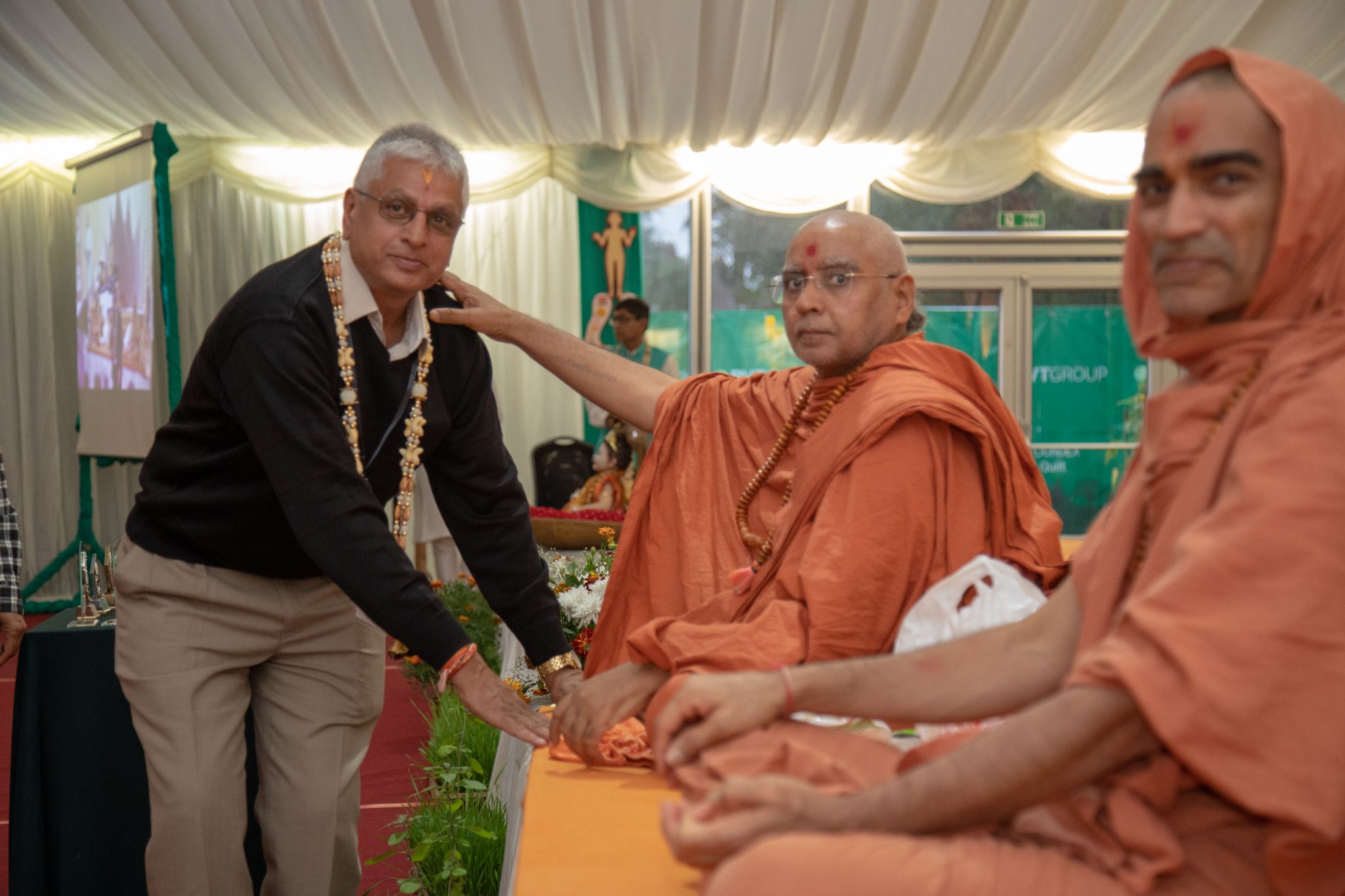0W2A1174 - ©1987-2017 SKS Swaminarayan Temple East London