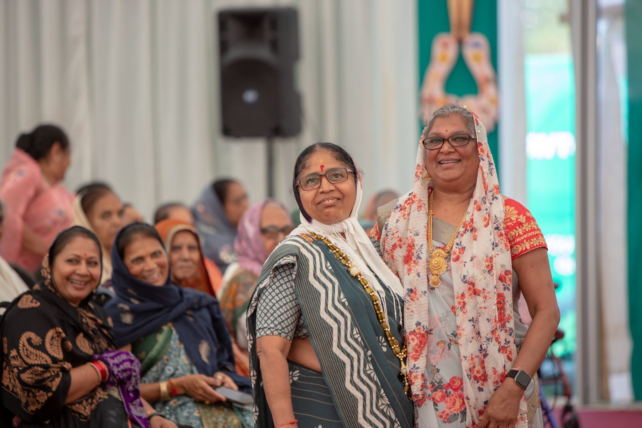 ©1987-2017 SKS Swaminarayan Temple East London