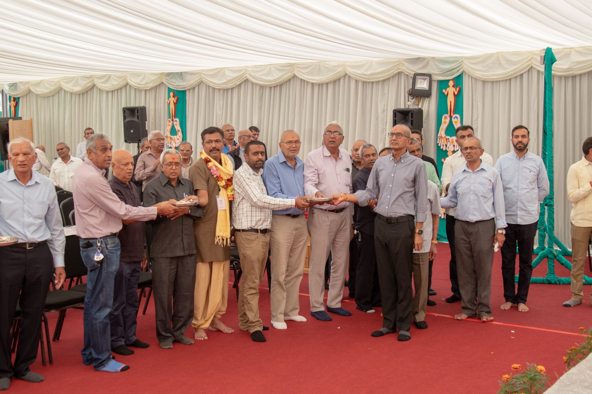 ©1987-2017 SKS Swaminarayan Temple East London