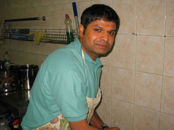 ©1987-2017 SKS Swaminarayan Temple East London