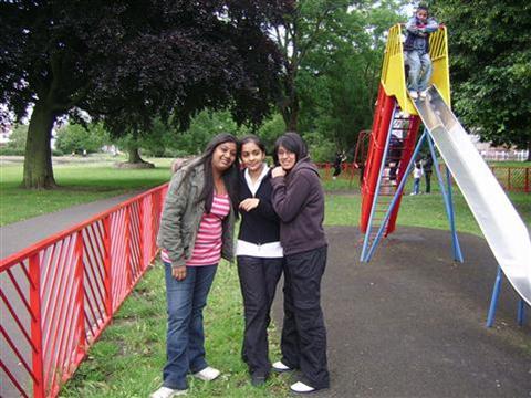 ©1987-2017 SKS Swaminarayan Temple East London