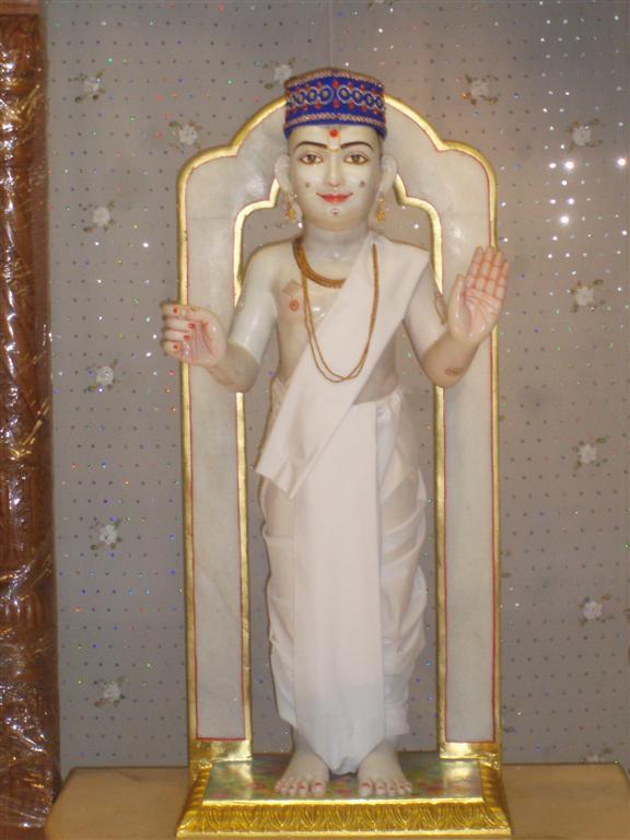 P8251197 - ©1987-2017 SKS Swaminarayan Temple East London