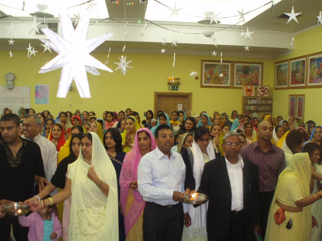 P8251348 - ©1987-2017 SKS Swaminarayan Temple East London
