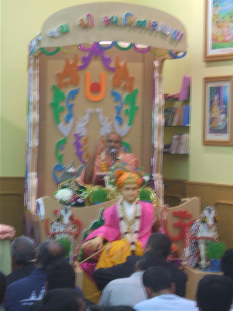 ©1987-2017 SKS Swaminarayan Temple East London