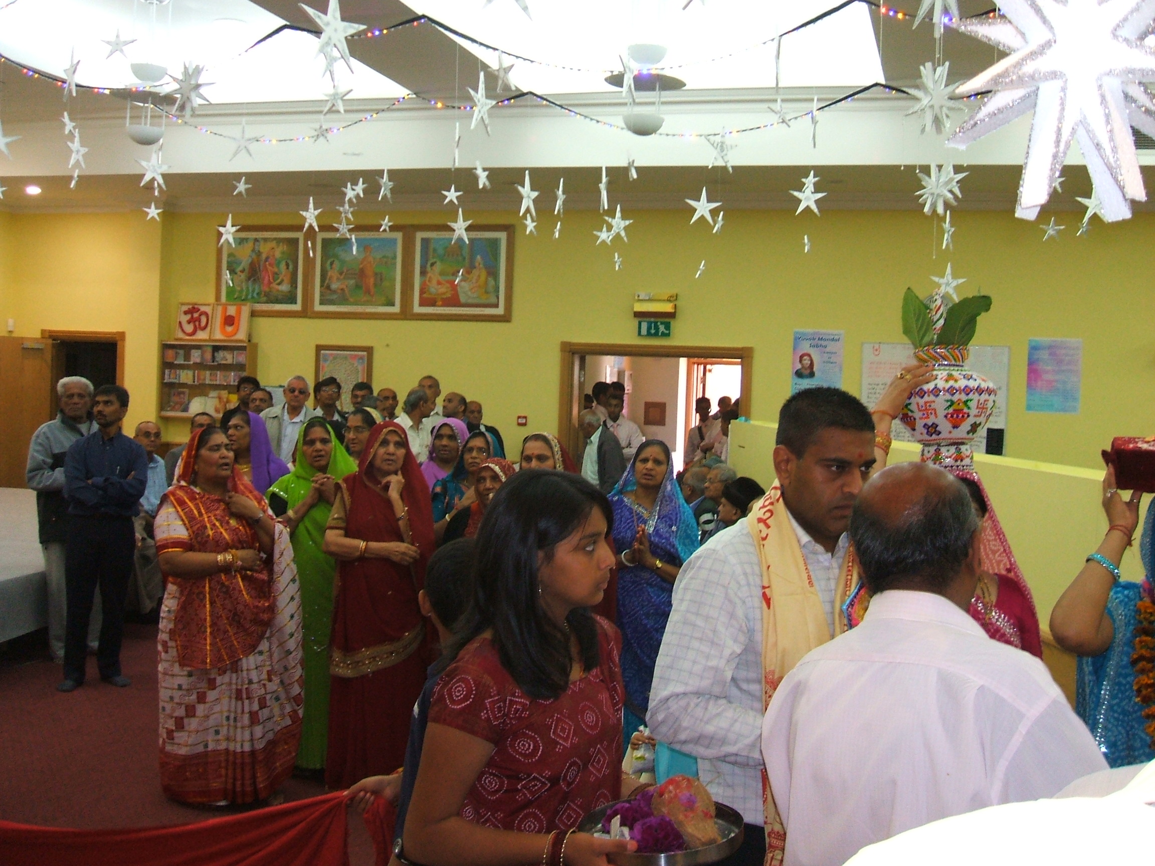 ©1987-2017 SKS Swaminarayan Temple East London