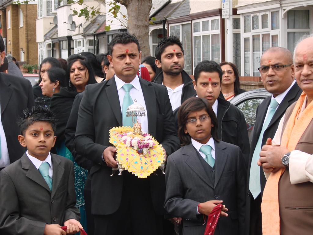 ©1987-2017 SKS Swaminarayan Temple East London