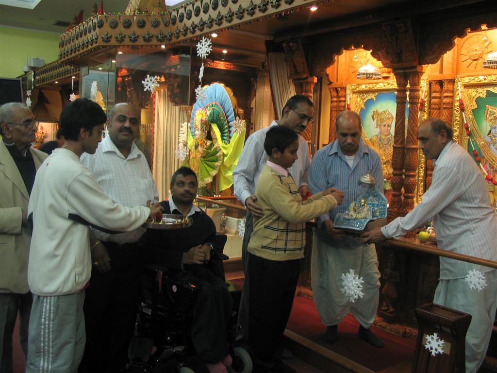 IMG 1592 - ©1987-2017 SKS Swaminarayan Temple East London