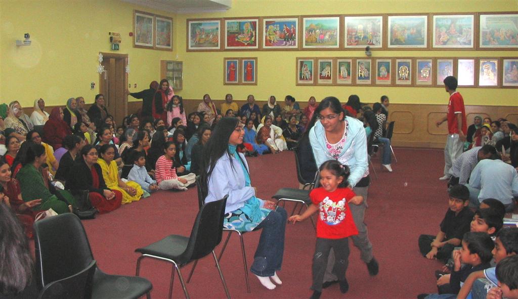 IMG 1629 - ©1987-2017 SKS Swaminarayan Temple East London