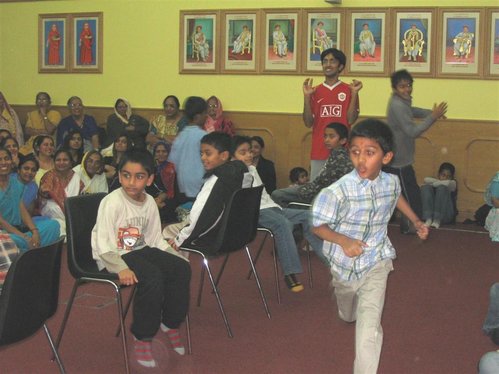 IMG 1642 - ©1987-2017 SKS Swaminarayan Temple East London