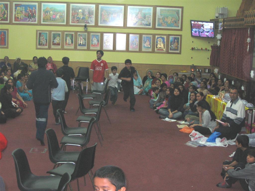 IMG 1651 - ©1987-2017 SKS Swaminarayan Temple East London