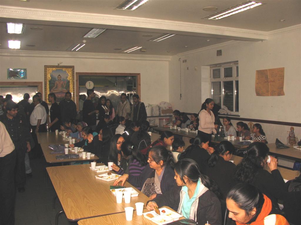 ©1987-2017 SKS Swaminarayan Temple East London
