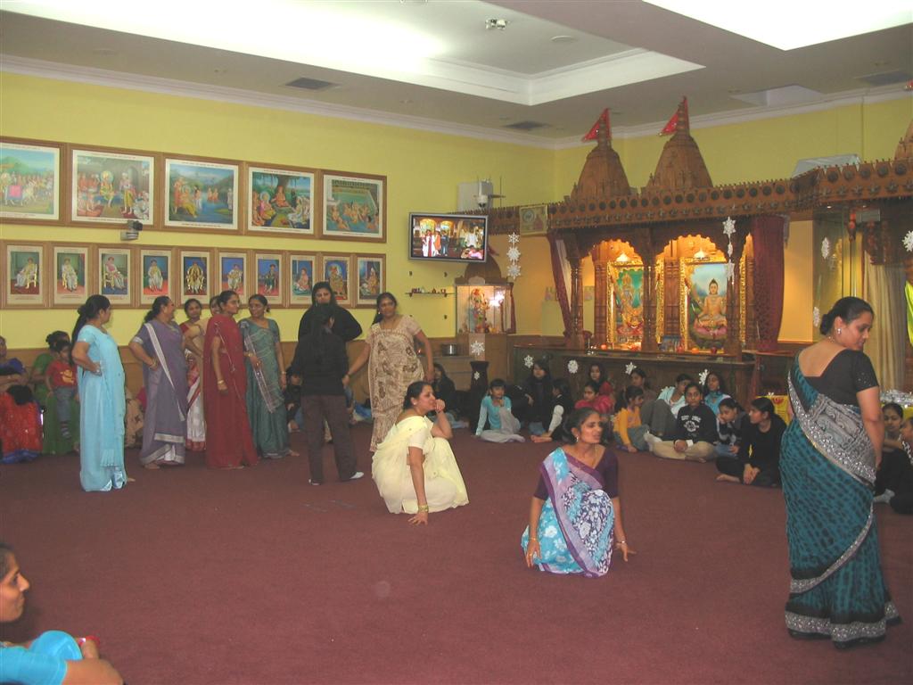 ©1987-2017 SKS Swaminarayan Temple East London