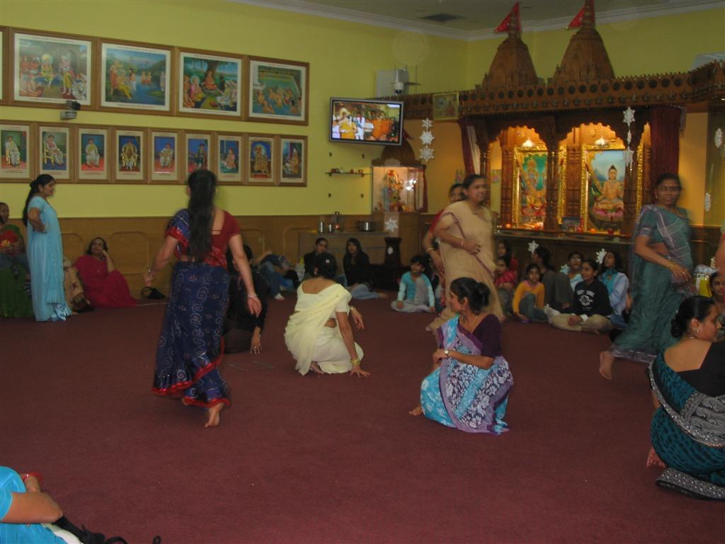 ©1987-2017 SKS Swaminarayan Temple East London