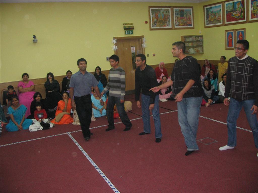 ©1987-2017 SKS Swaminarayan Temple East London
