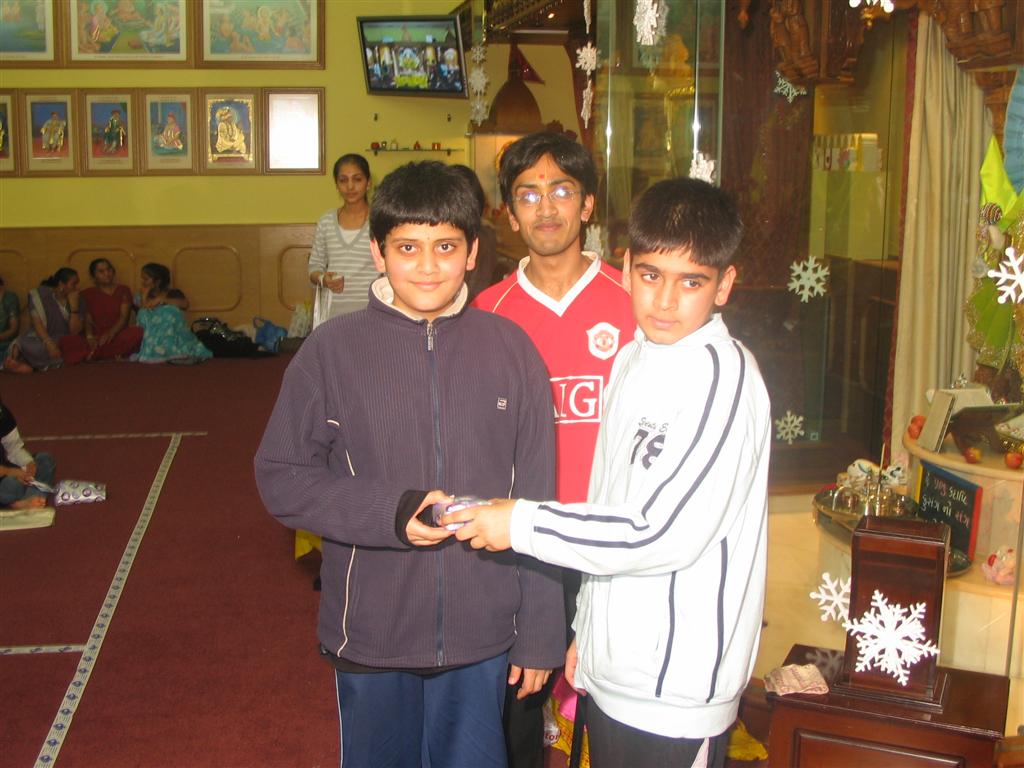 IMG 1841 - ©1987-2017 SKS Swaminarayan Temple East London